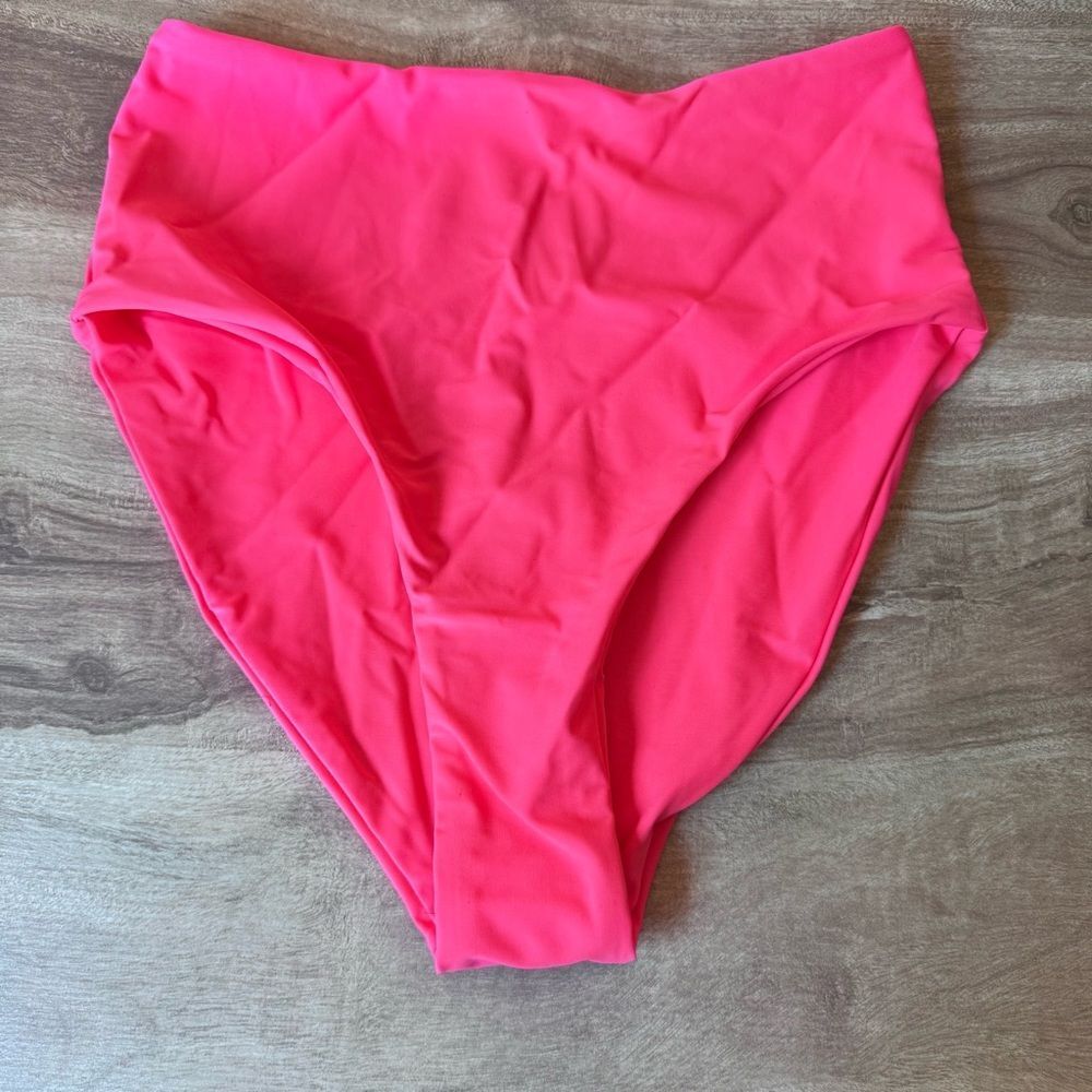 Blooming Jelly Neon Bright Pink Bikini Bottom Swim Bottom Size Small New NWOT